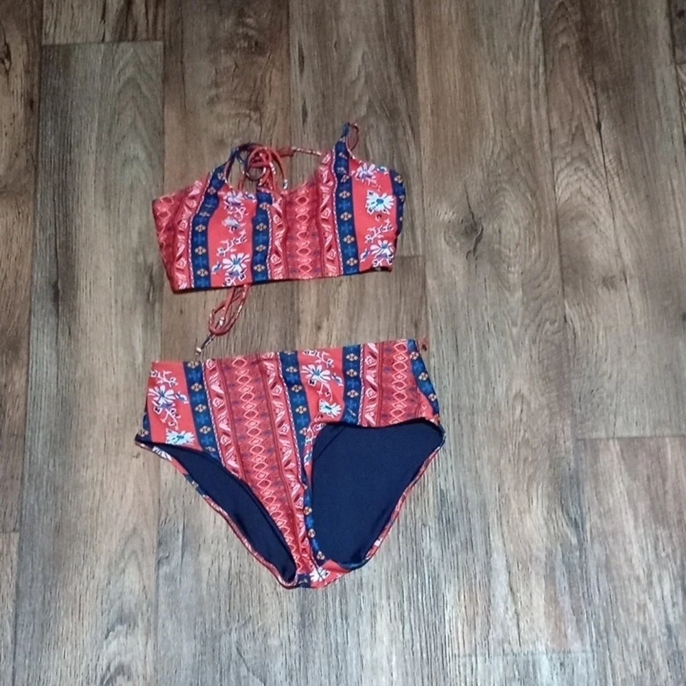 Trendy Red and Blue Bikini Set